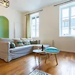 Διαμέρισμα Cote Cour - Centre Ville- Calme - Charme - 4 Voyageurs