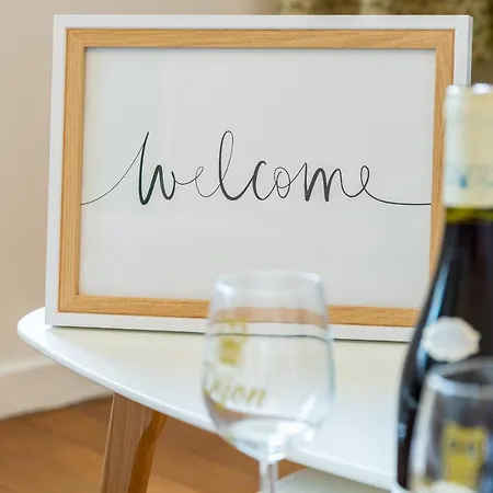 Daire Cote Cour - Centre Ville- Calme - Charme - 4 Voyageurs