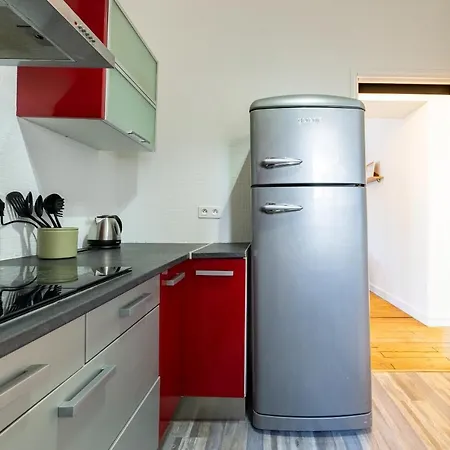 Cote Cour - Centre Ville- Calme - Charme - 4 Voyageurs Dijon