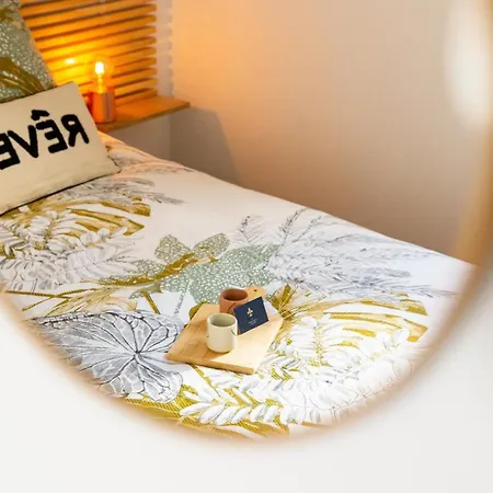 Apartment Cote Cour - Centre Ville- Calme - Charme - 4 Voyageurs *