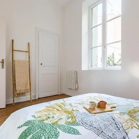 Cote Cour - Centre Ville- Calme - Charme - 4 Voyageurs 아파트 디종