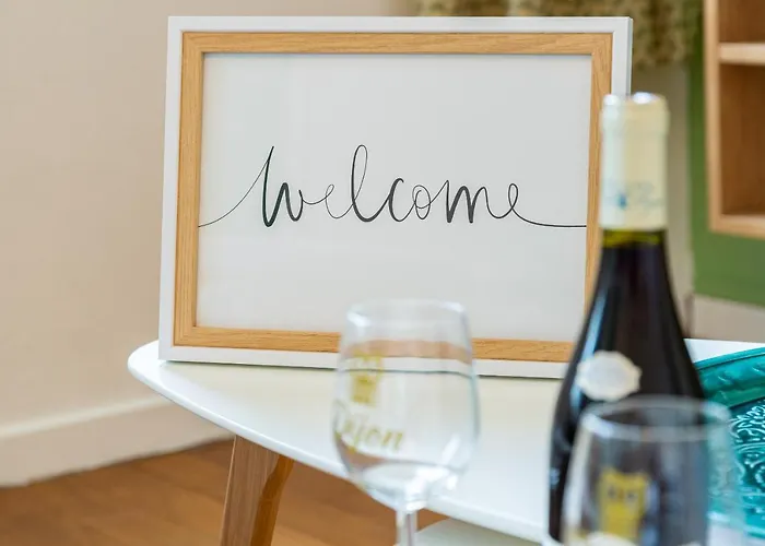 Apartman Cote Cour - Centre Ville- Calme - Charme - 4 Voyageurs