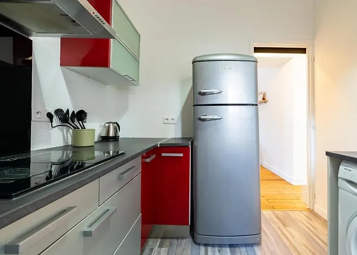 Cote Cour - Centre Ville- Calme - Charme - 4 Voyageurs ديجون